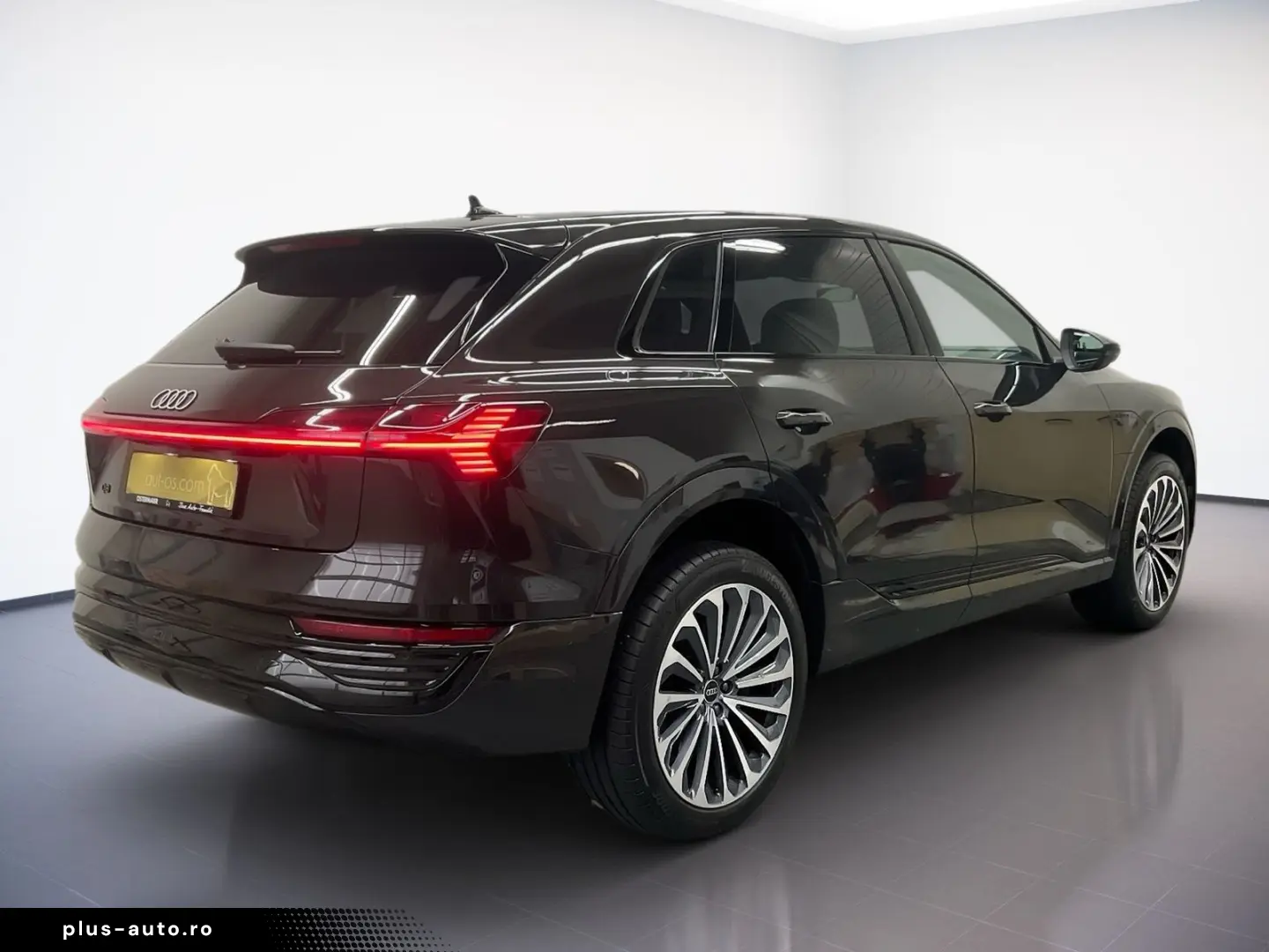 AUDI Q8 e-tron ADVANCED 55 QUATTRO ACC.AHK.KAMERA.NAV