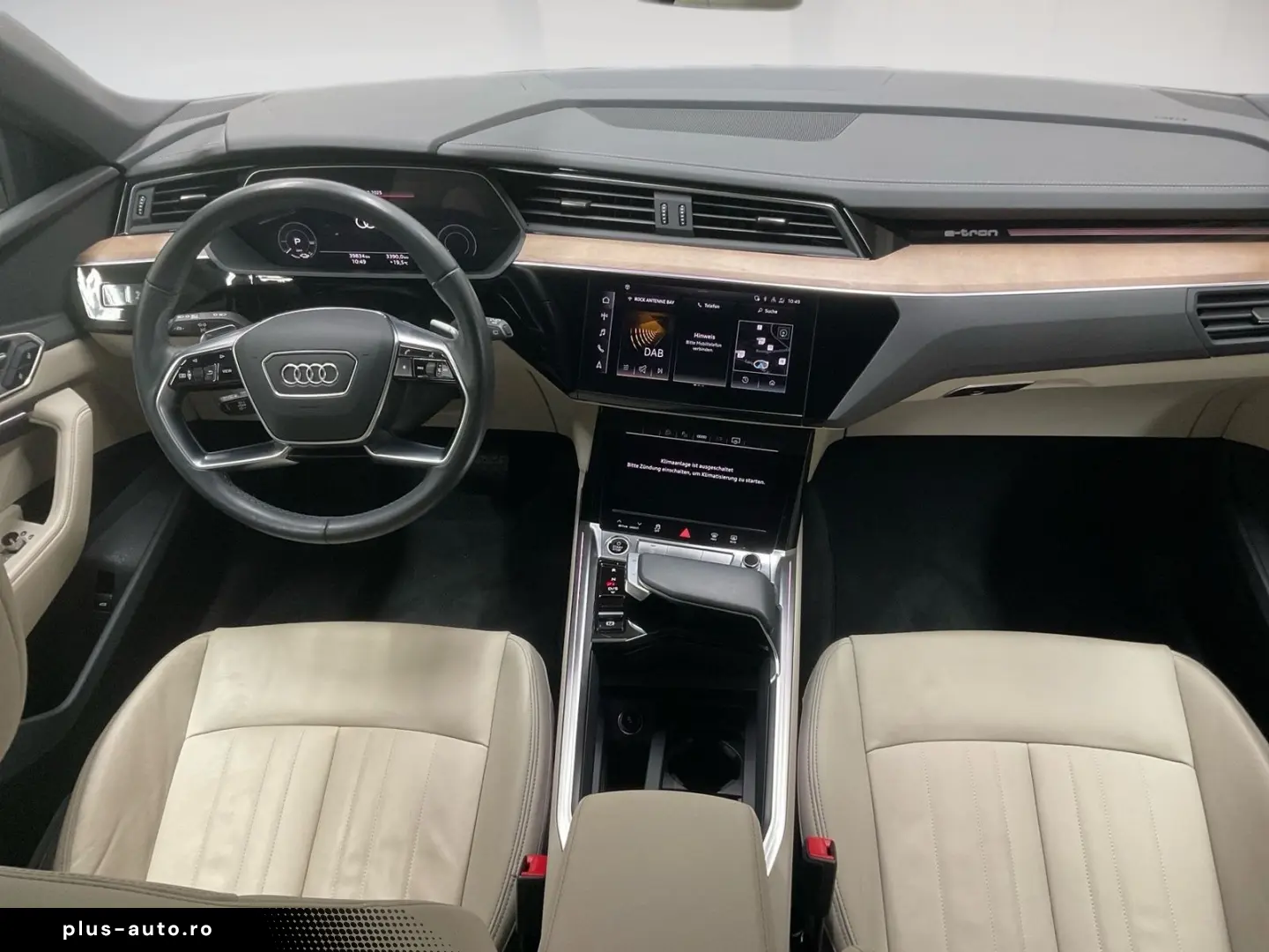 AUDI Q8 e-tron ADVANCED 55 QUATTRO ACC.AHK.KAMERA.NAV