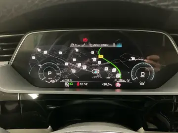 AUDI Q8 e-tron ADVANCED 55 QUATTRO ACC.AHK.KAMERA.NAV