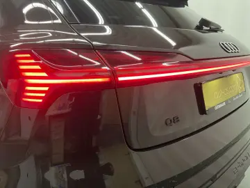 AUDI Q8 e-tron ADVANCED 55 QUATTRO ACC.AHK.KAMERA.NAV