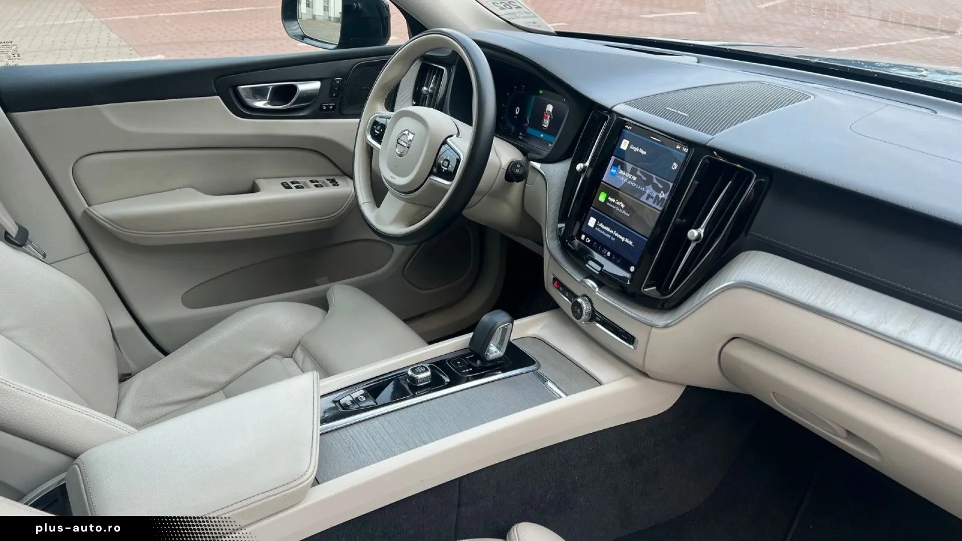 VOLVO XC60 B5 D Ultimate Dark AWD 360  AHK HUD LUFT