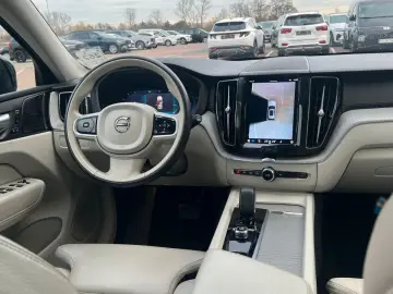 VOLVO XC60 B5 D Ultimate Dark AWD 360  AHK HUD LUFT