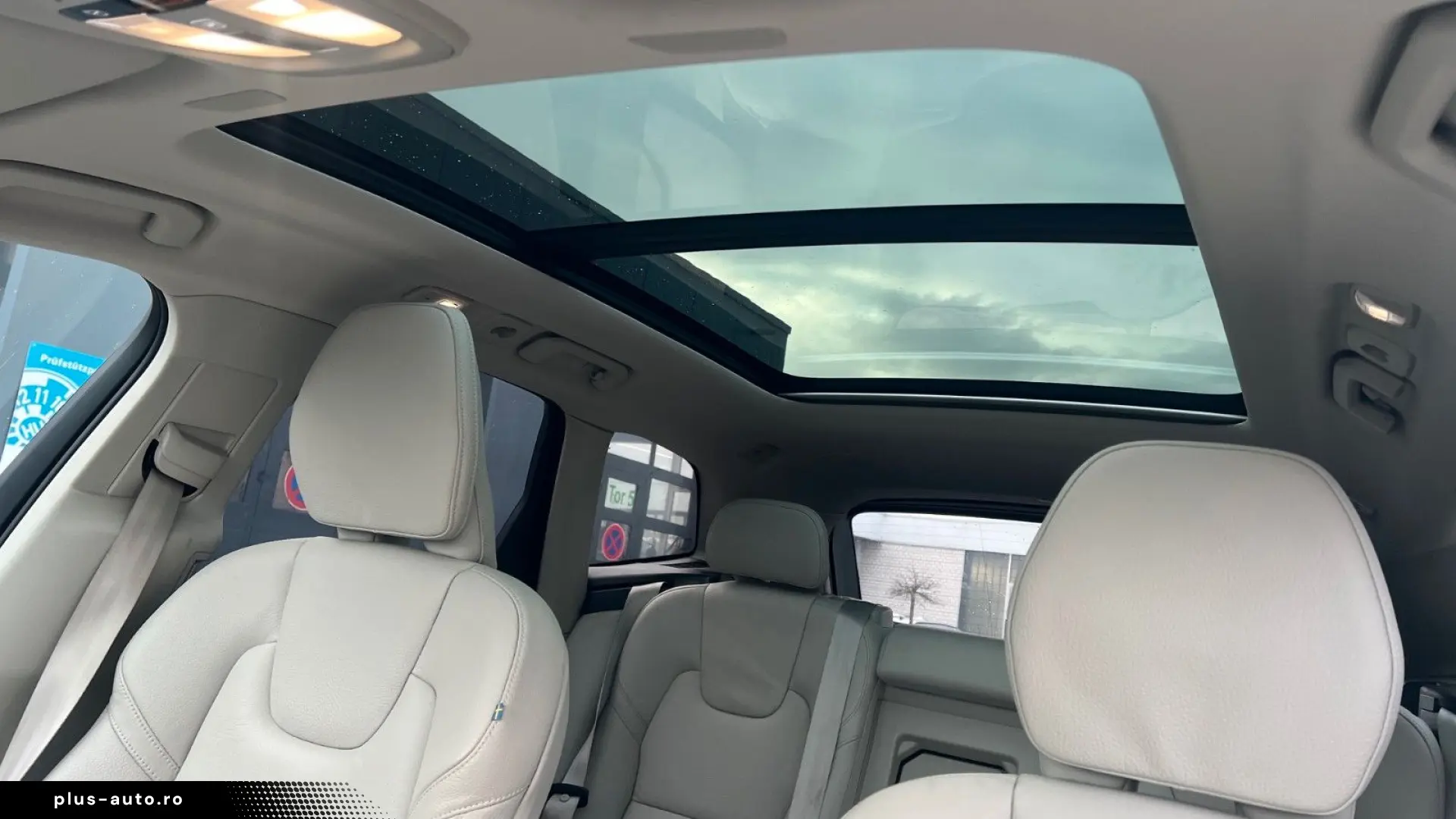 VOLVO XC60 B5 D Ultimate Dark AWD 360  AHK HUD LUFT