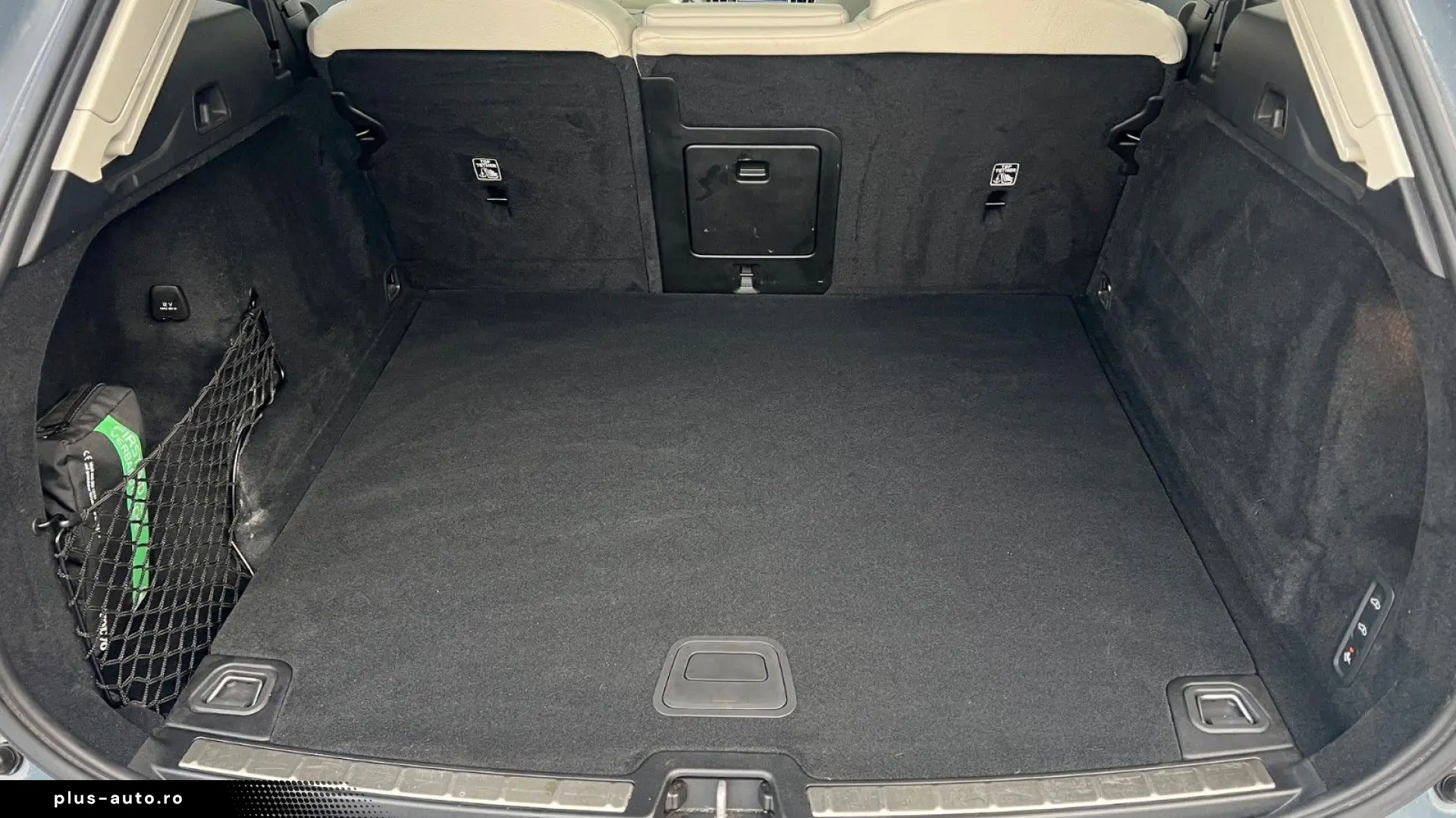 VOLVO XC60 B5 D Ultimate Dark AWD 360  AHK HUD LUFT