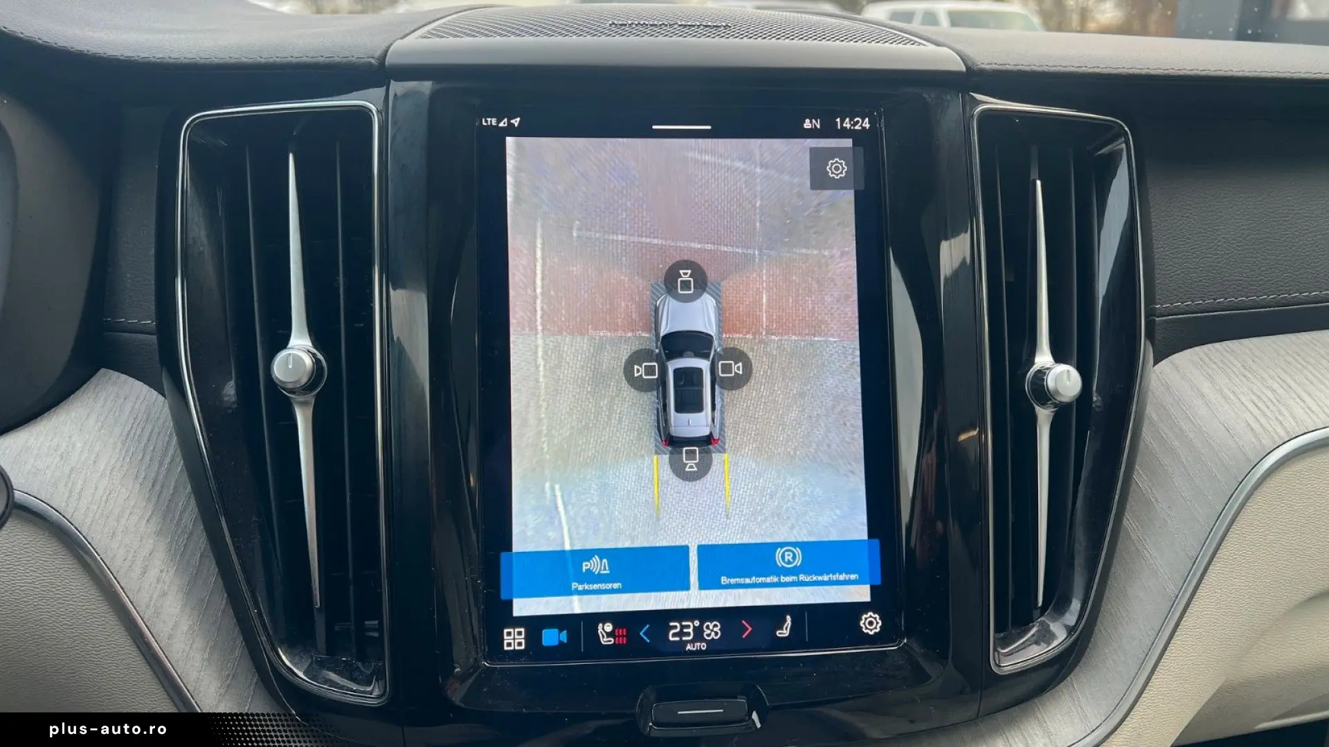 VOLVO XC60 B5 D Ultimate Dark AWD 360  AHK HUD LUFT