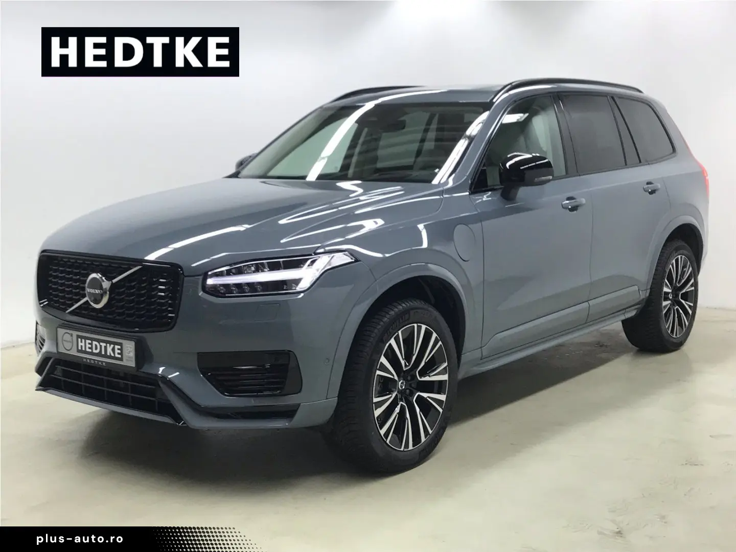 VOLVO XC90 T8 Recharge AWD Ultimate Dark 20  AHK 360