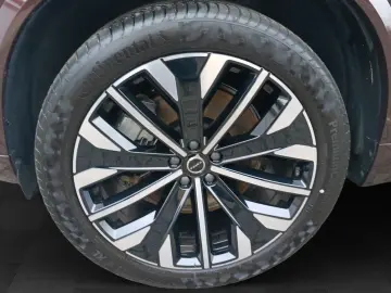 VOLVO XC90 T8 AWD Plus Facelift HUD Pano S.Belüftung