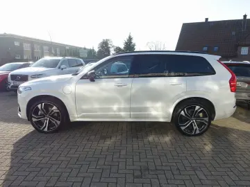 VOLVO XC90 Ultra Dark T8 AWD Plug-in 360 Cam AHK Massa