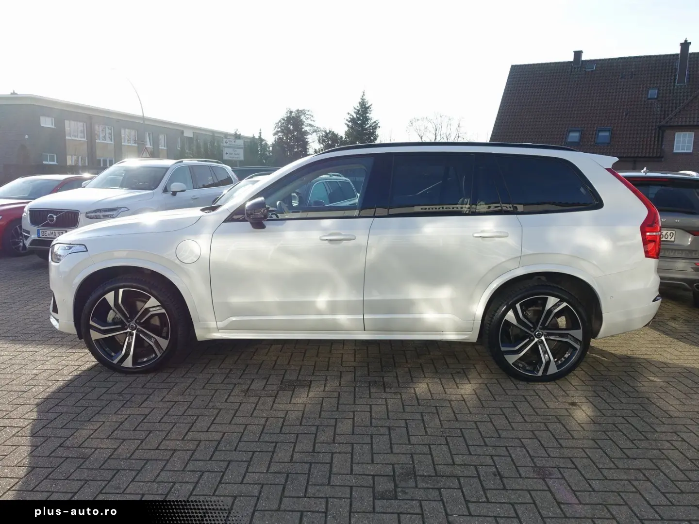 VOLVO XC90 Ultra Dark T8 AWD Plug-in 360 Cam AHK Massa