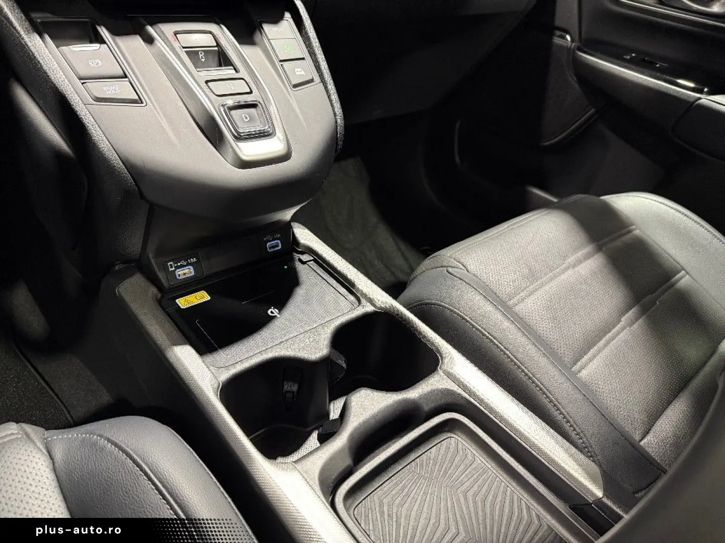 HONDA CR-V HYBRID 2.0 4WD Executive PANO 1. Hand