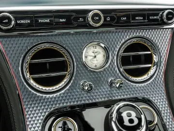 BENTLEY Continental GT Mulliner V8   MY24   BESPOKE