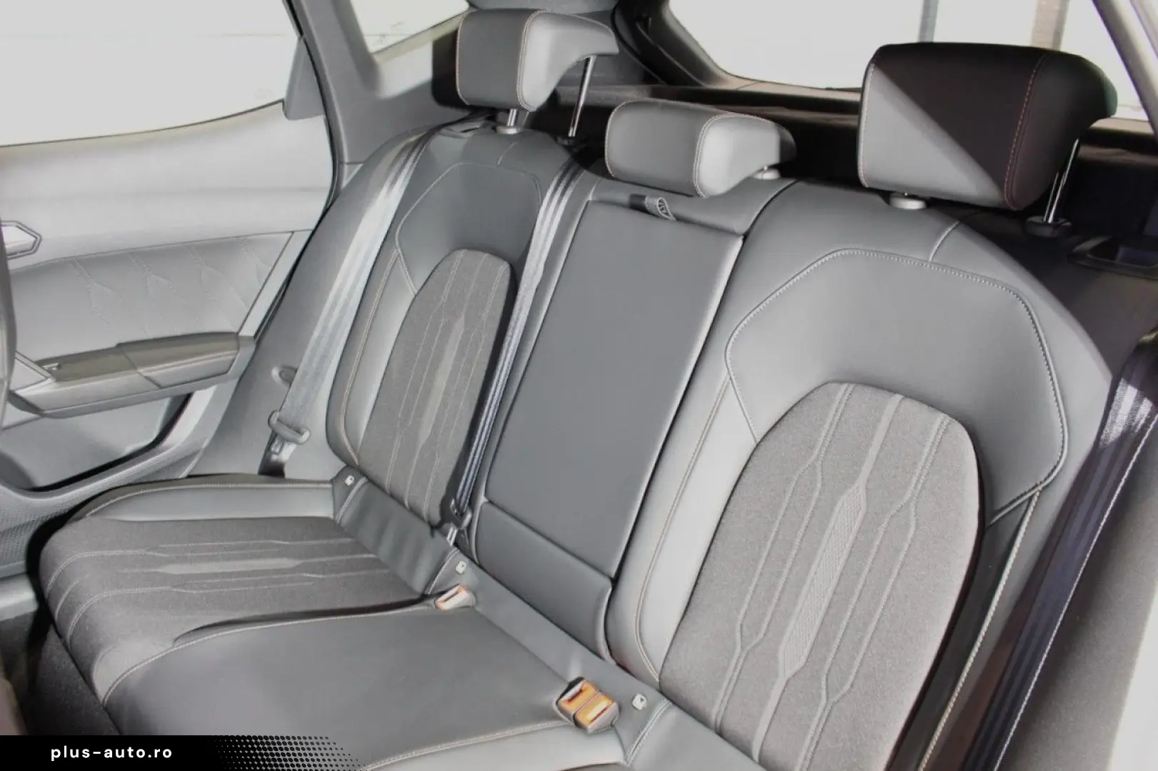 CUPRA Formentor VZ 2.0 TSI DSG 4Drive 4JGAR AHK PANO e