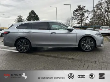 VW Passat Variant 2.0 TDI 4Mot. VOLL !! 4000 Km !!