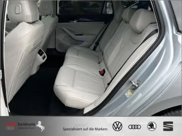 VW Passat Variant 2.0 TDI 4Mot. VOLL !! 4000 Km !!