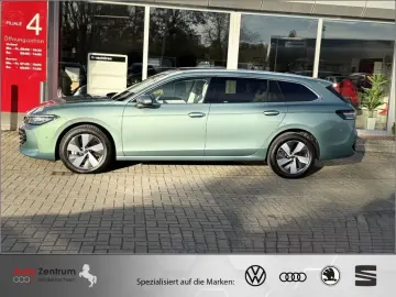 VW Passat 2.0 TDI Elegance 4M AHK PANO StandHz VOLL