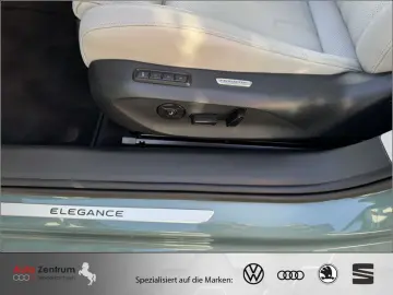 VW Passat 2.0 TDI Elegance 4M AHK PANO StandHz VOLL