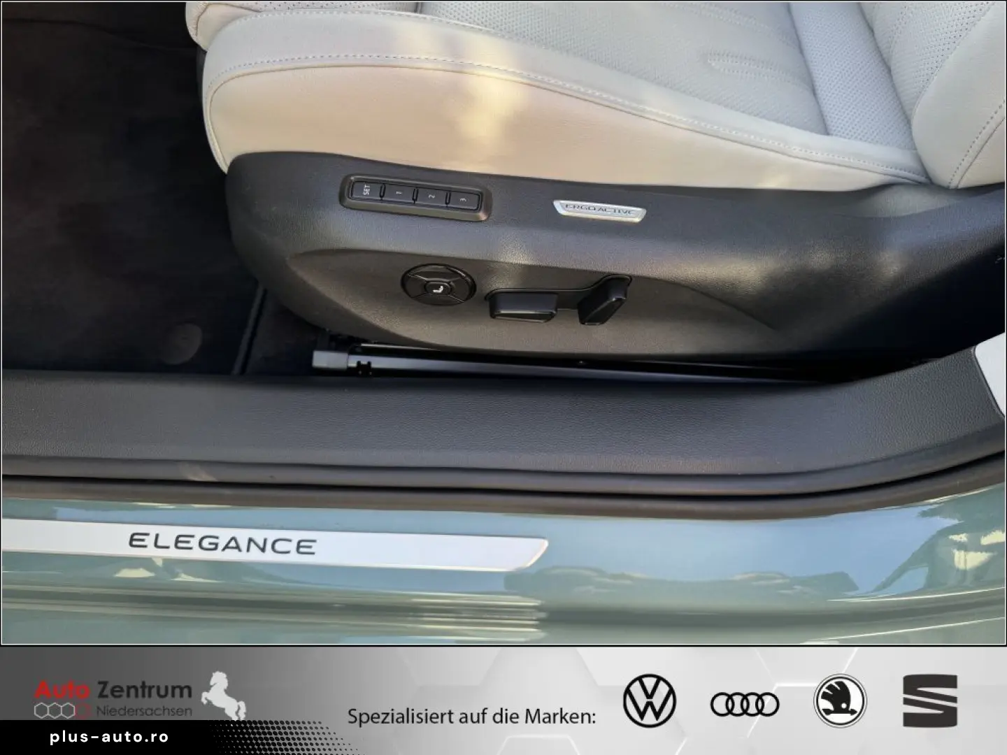 VW Passat 2.0 TDI Elegance 4M AHK PANO StandHz VOLL