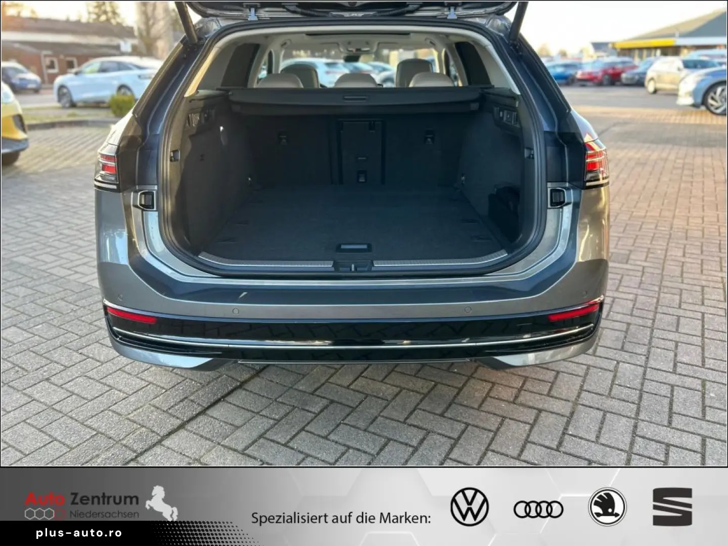 VW Passat Variant 2.0 TDI 4M Elegance VOLL !!