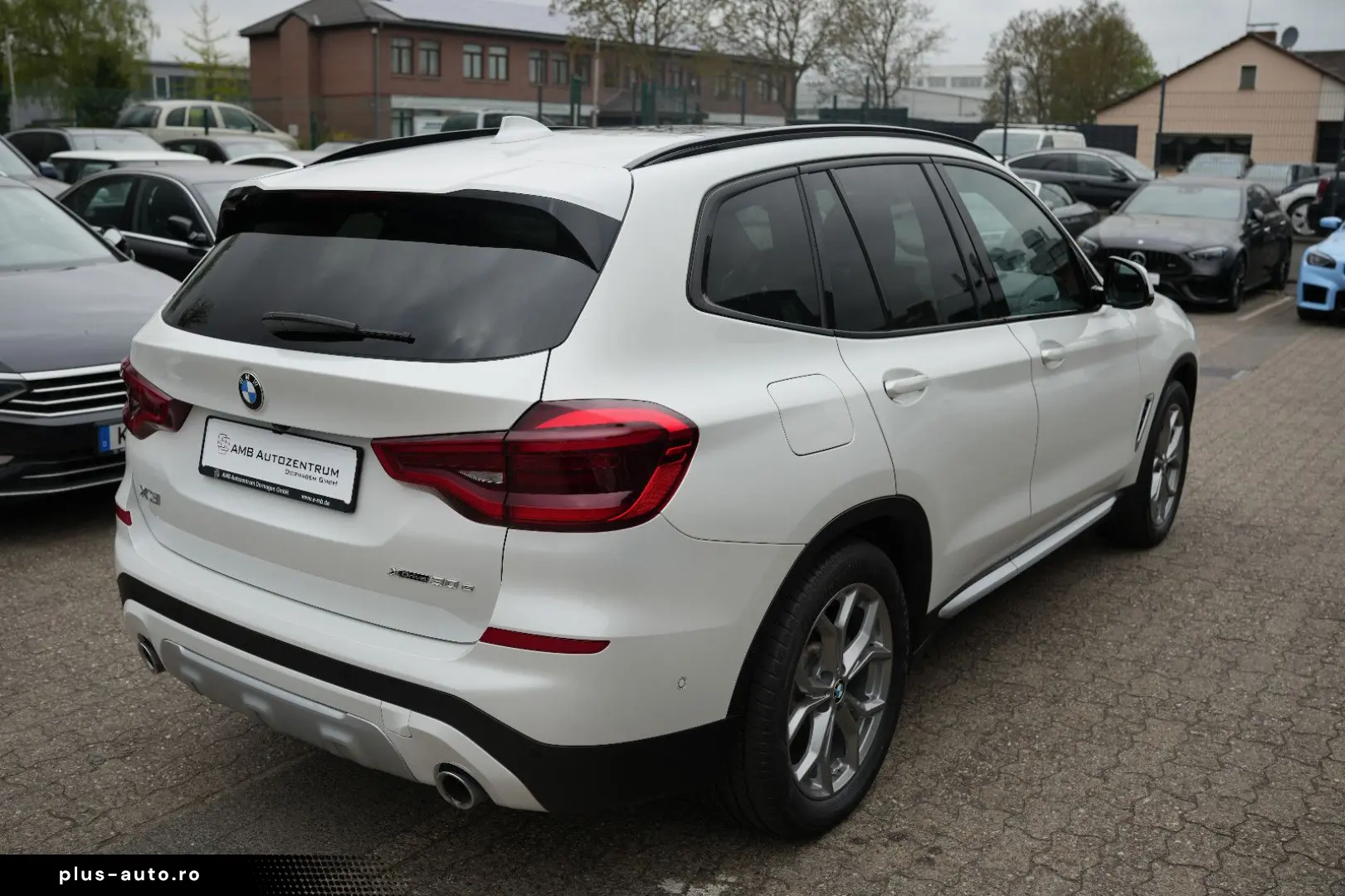 BMW X3 30e X Line xDrive LED AHK PANO NAV HEADUP