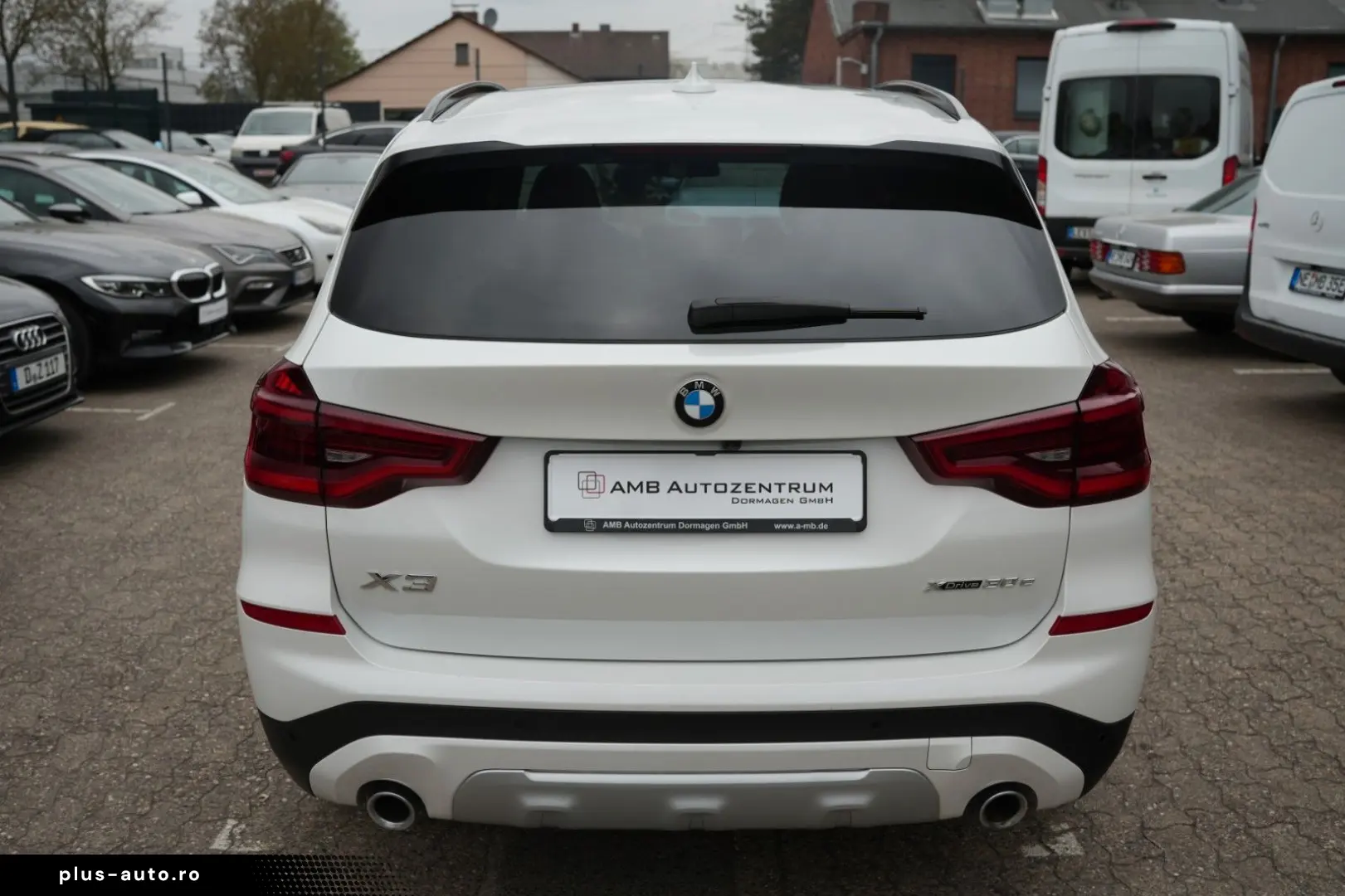 BMW X3 30e X Line xDrive LED AHK PANO NAV HEADUP