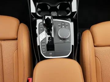 BMW X3 xDrive20i M Sportpaket 19 LMR HiFi ParkingAss