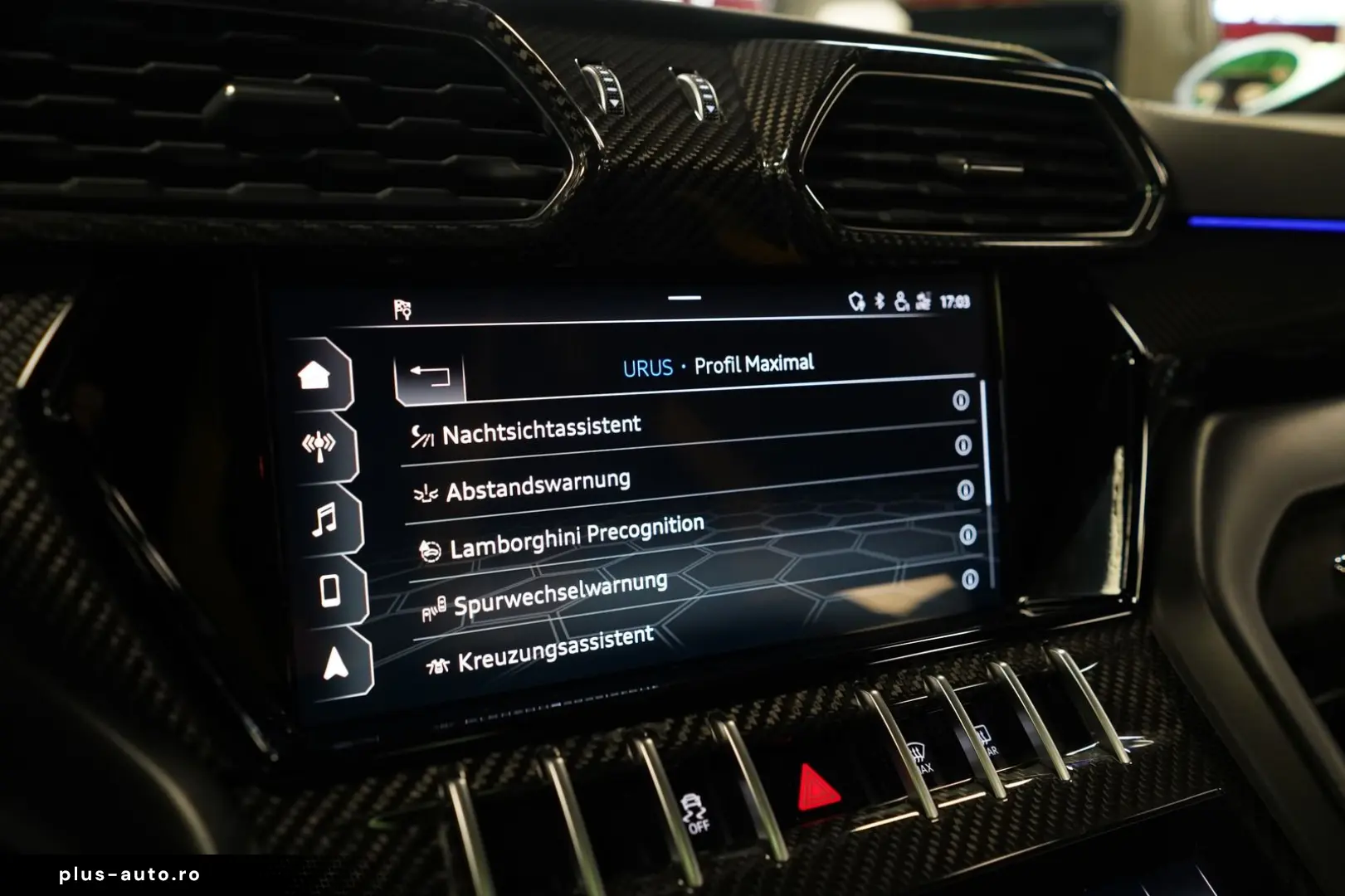 LAMBORGHINI Urus P.CAPSULE AKRAPOVIC CARBON