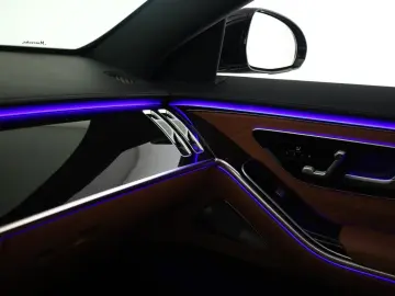 MERCEDES-BENZ S 580 lang AMG DIGITAL Pano HUD HighEndFond 21