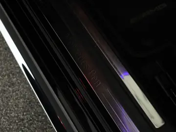 MERCEDES-BENZ S 580 lang AMG DIGITAL Pano HUD HighEndFond 21