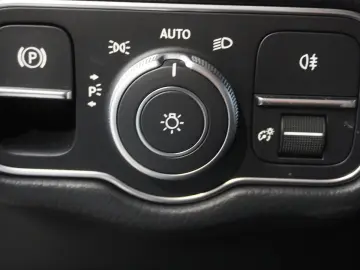 MERCEDES-BENZ G 63 AMG AHK STAHZ GLASDACH 22 ZOLL  FACELIFT