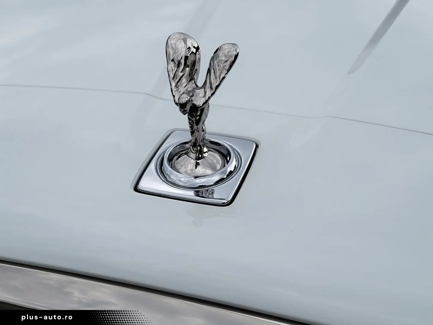 ROLLS ROYCE Cullinan BESPOKE-AUDIO STARLIGHT NIGHT-VISION TV