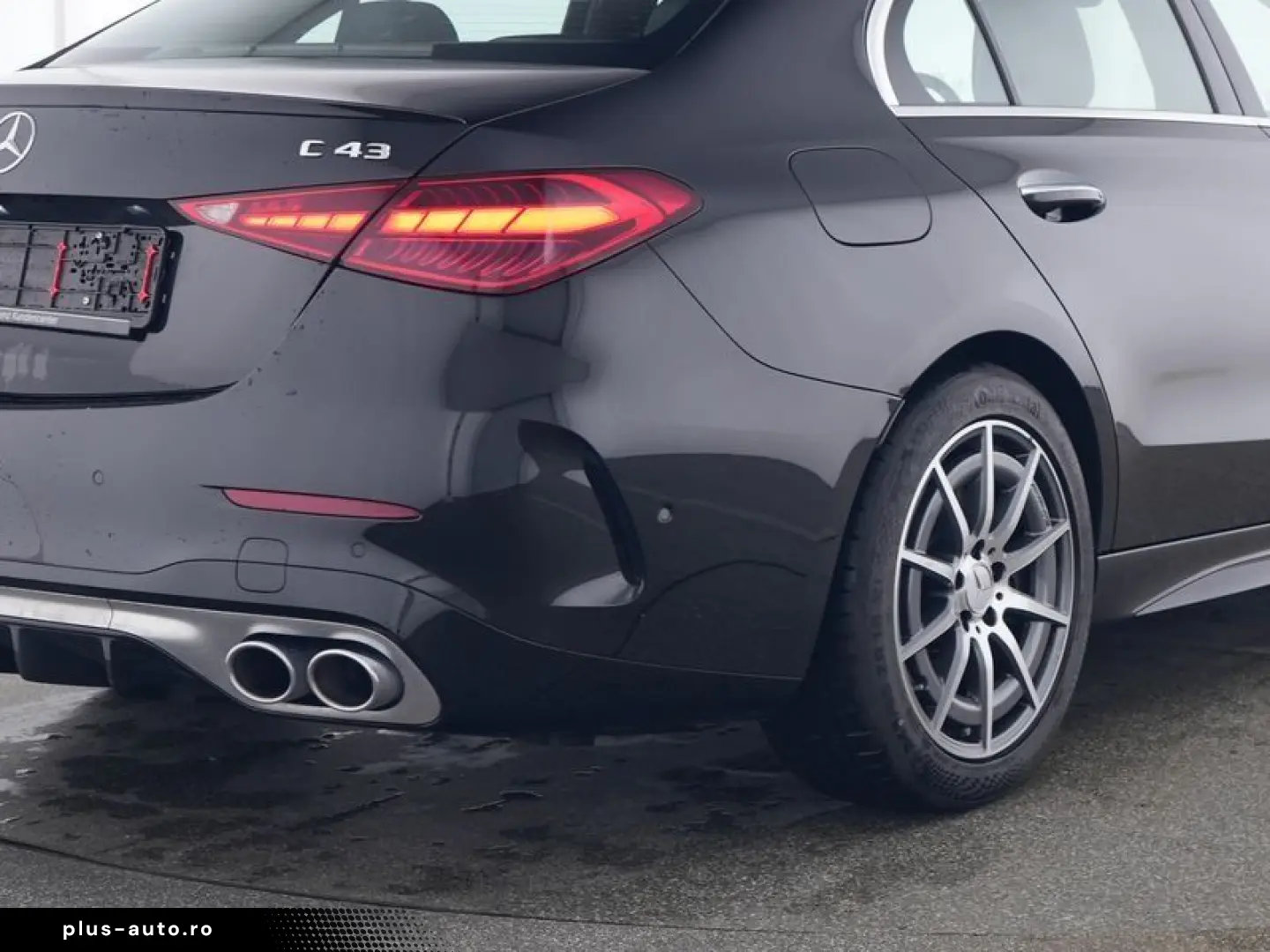 MERCEDES-BENZ Mercedes-AMG C 43 4M