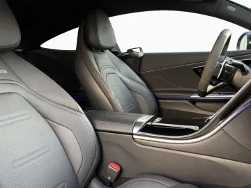 MERCEDES-BENZ AMG CLE 53 4M  AMG SPEEDSHIFT MANUFAKTUR Night