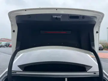 MERCEDES-BENZ E 450 4M Avantgarde Pano DistrPro Digital 360