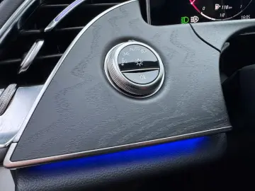 MERCEDES-BENZ E 450 4M Avantgarde Pano DistrPro Digital 360