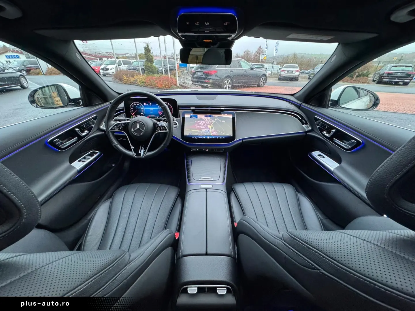 MERCEDES-BENZ E 450 4M Avantgarde Pano DistrPro Digital 360