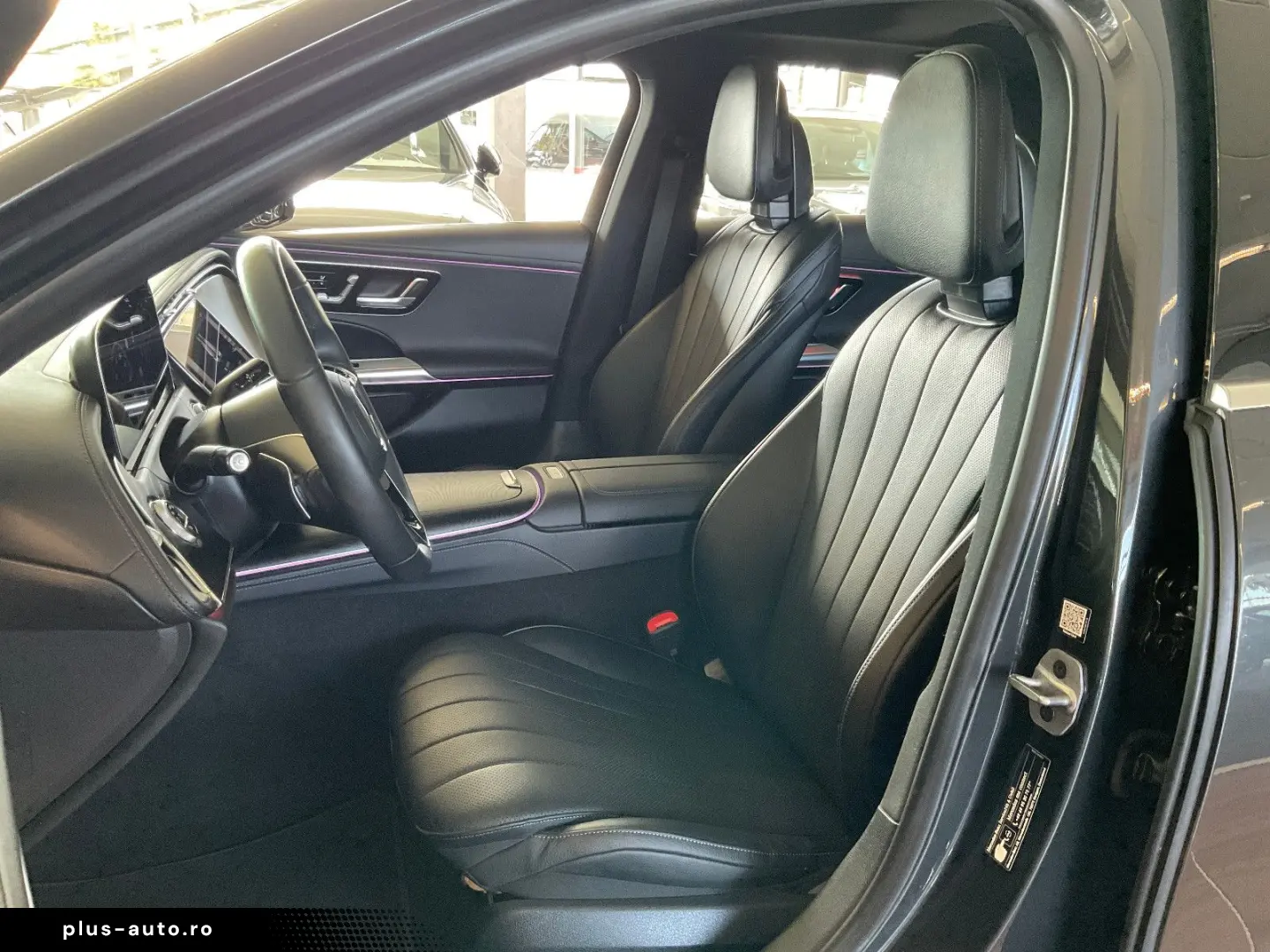 MERCEDES-BENZ E 450d 4Matic Avantgarde DISTRO PANO 3&hellip;