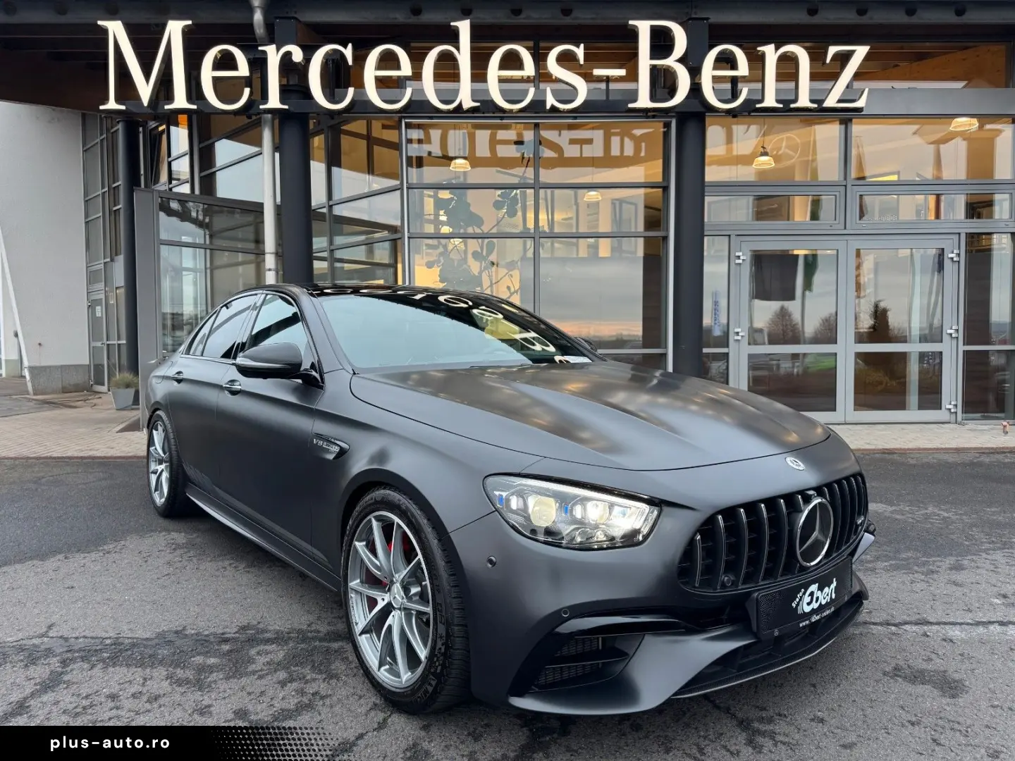 MERCEDES-BENZ E 63 AMG S FinalEd Pano Burm STH Memory HUD