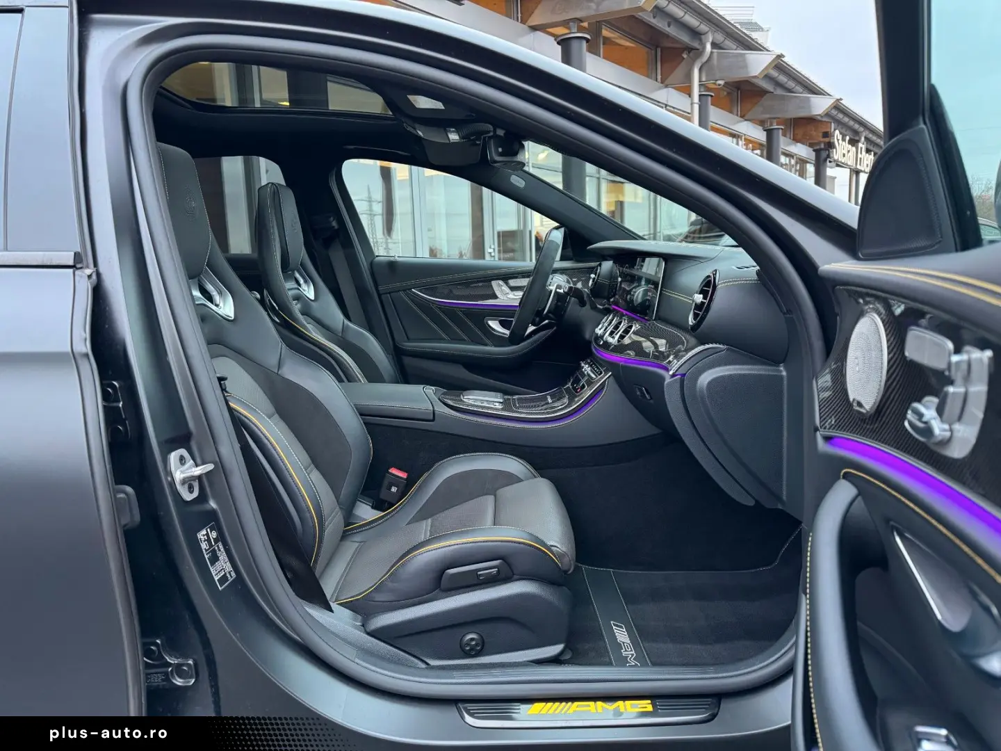 MERCEDES-BENZ E 63 AMG S FinalEd Pano Burm STH Memory HUD