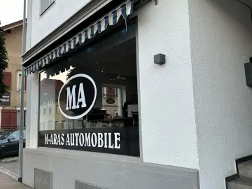 MERCEDES-BENZ AMG GT 4-trg. 53 4Matic Pano  Sonderlackirug