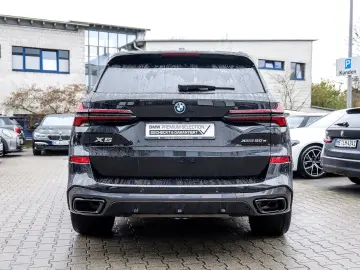 BMW X5 xDrive50e M Sport HUD PANO ACC AHK 360 KAM