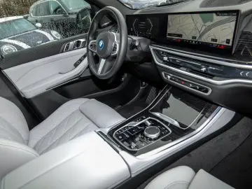 BMW X5 xDrive50e M Sport HUD PANO ACC AHK 360 KAM