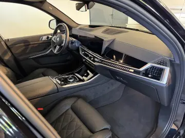 BMW X5 M60 XDRIVE PANO STHZ SITZBE LED CAM LUFT AHK