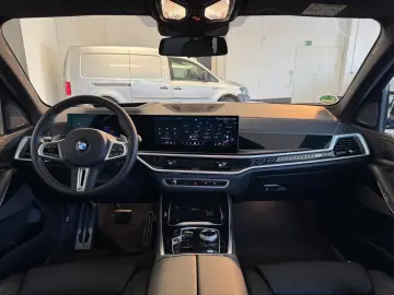 BMW X5 M60 XDRIVE PANO STHZ SITZBE LED CAM LUFT AHK