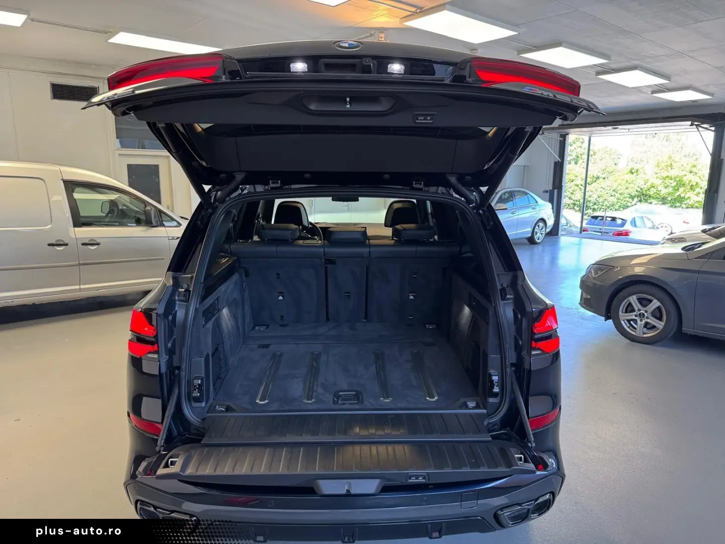 BMW X5 M60 XDRIVE PANO STHZ SITZBE LED CAM LUFT AHK