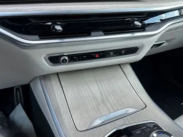 BMW X5 M60 HUD SKYPANO DAP PA  B&W INTEGRAL 2ACHS