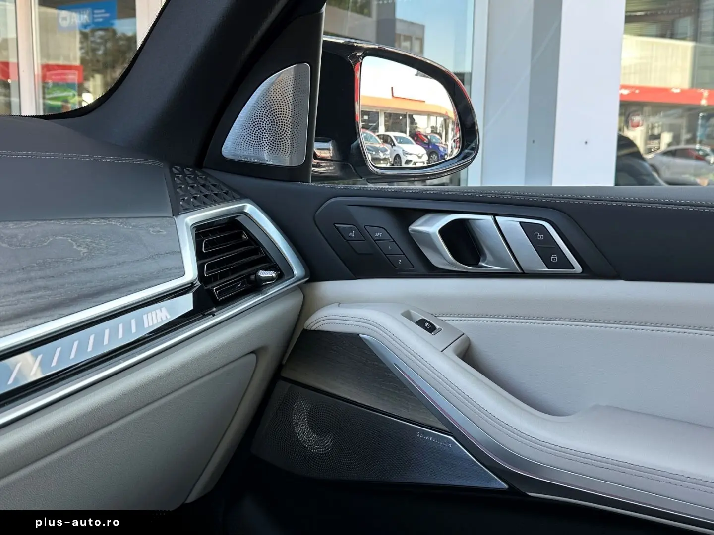 BMW X5 M60 HUD SKYPANO DAP PA  B&W INTEGRAL 2ACHS