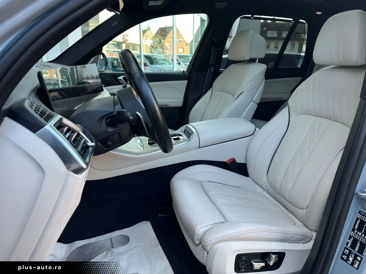 BMW X5 M60 HUD SKYPANO DAP PA  B&W INTEGRAL 2ACHS