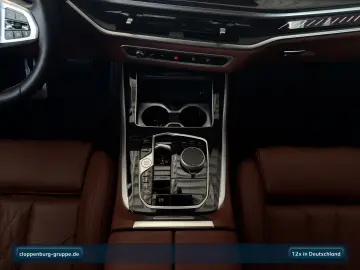 BMW X5 M60i xDrive M Sport Head-Up AHK StHz Pano 360