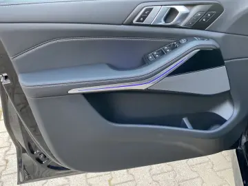 BMW X5 M60 i xDrive NP 144.000€ SkyLounge