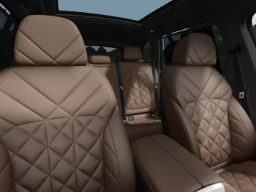 BMW X5 M60i xDr M PRO AHK Pano 2-Achs Sthzg DAPro PA